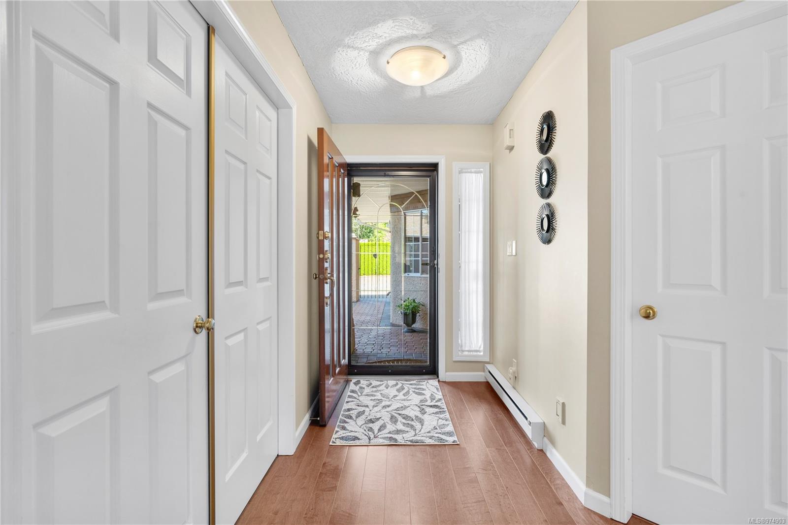 901 Kentwood Lane # 43