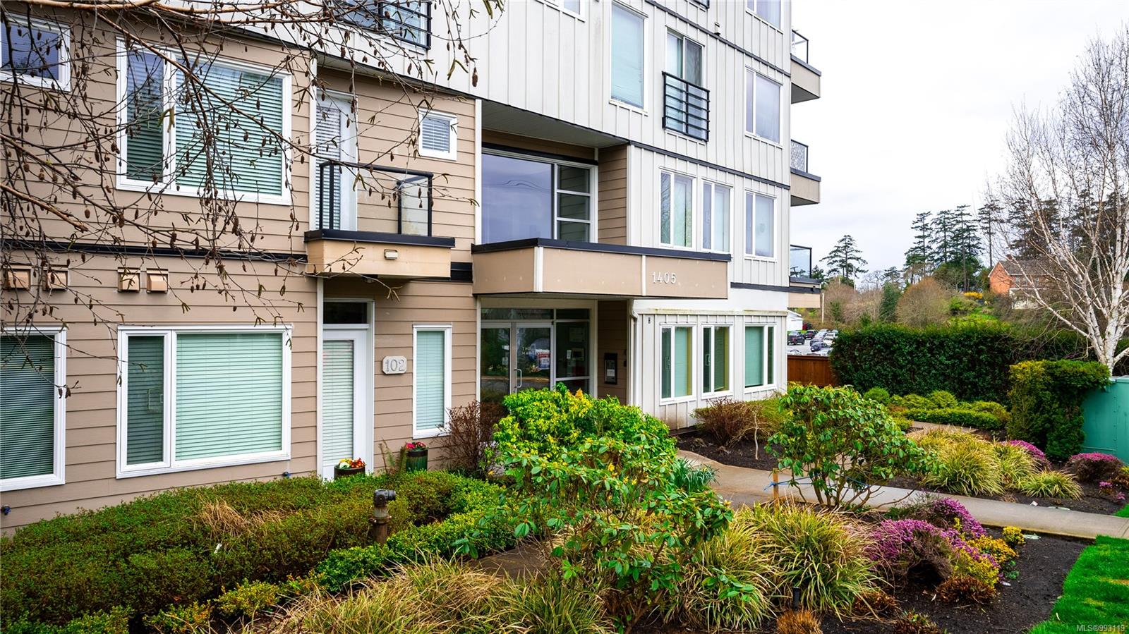1405 Esquimalt Rd Unit: 309