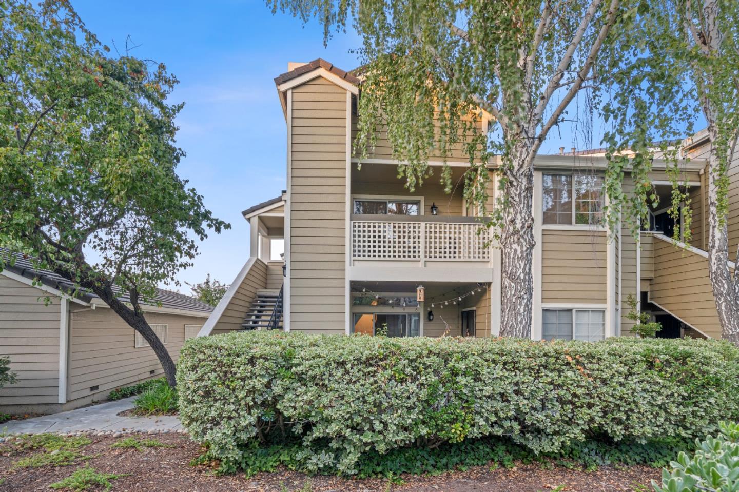 994 Lake Isabella WAY