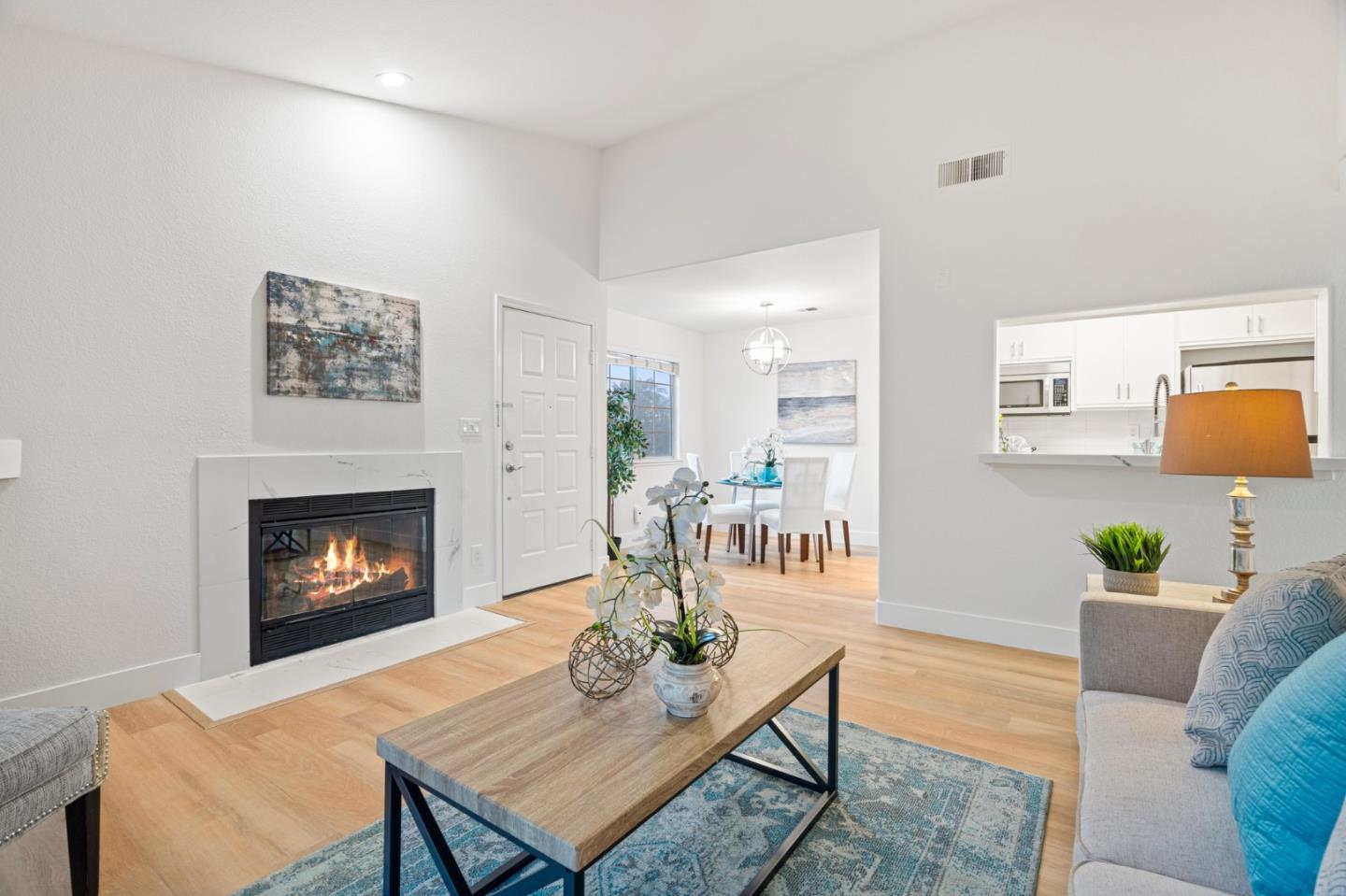 994 Lake Isabella WAY
