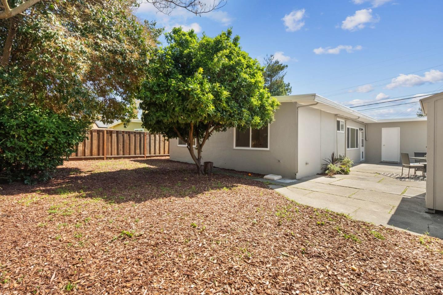 565 Cypress AVE