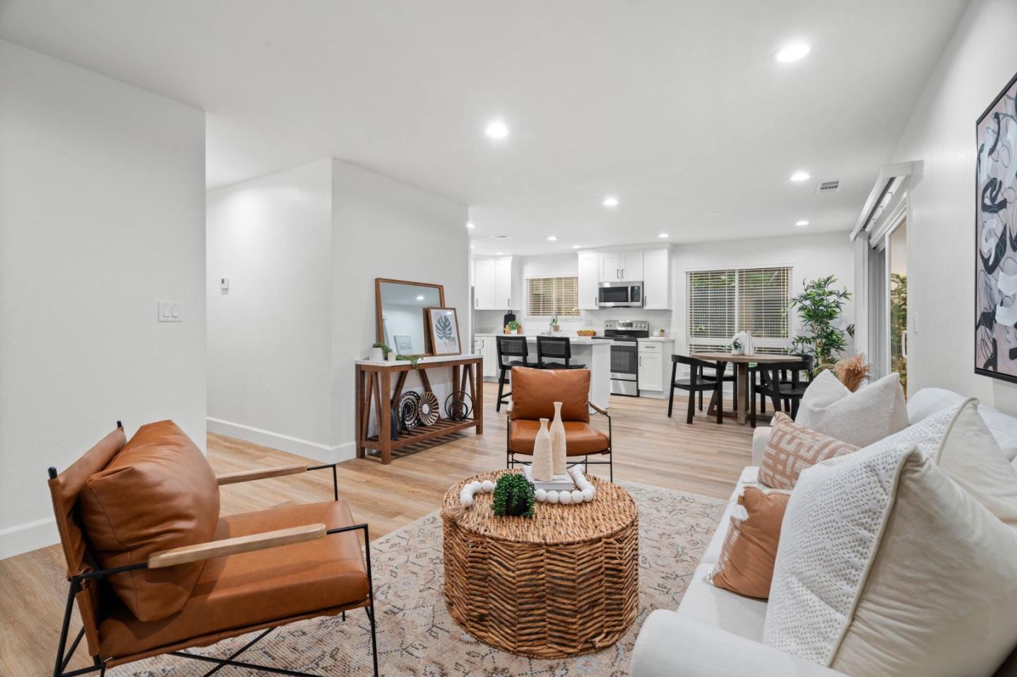 4942 Poplar TER