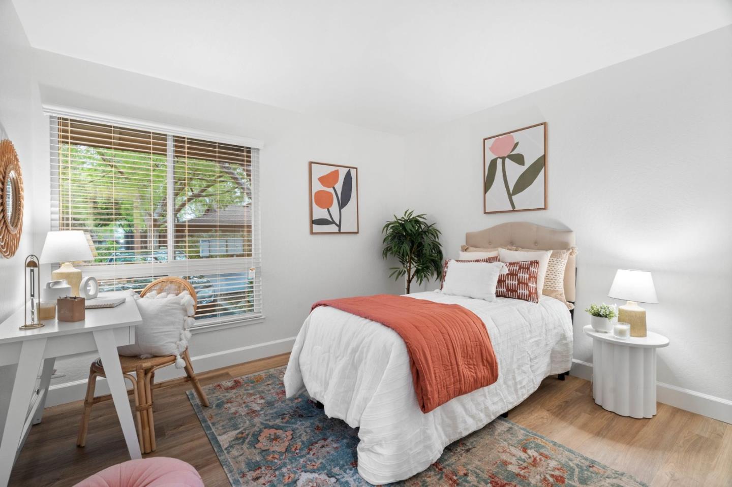 4942 Poplar TER