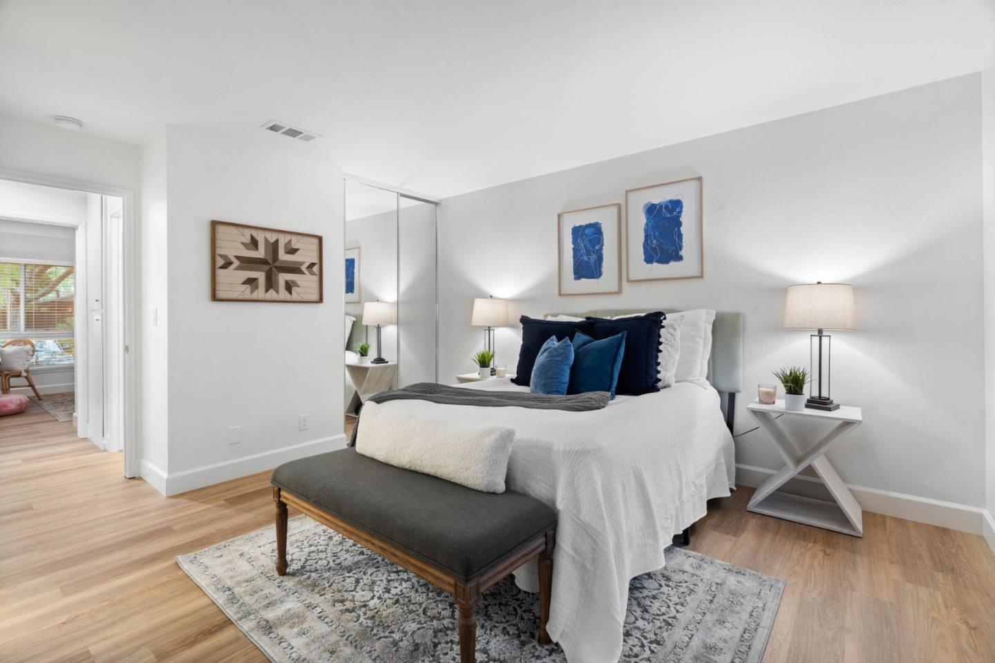 4942 Poplar TER