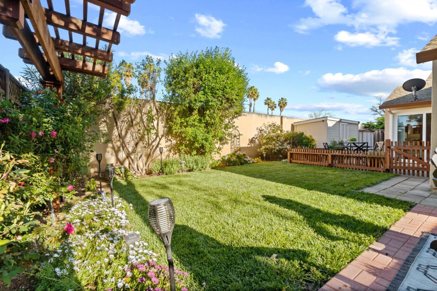 535 Cassatt WAY