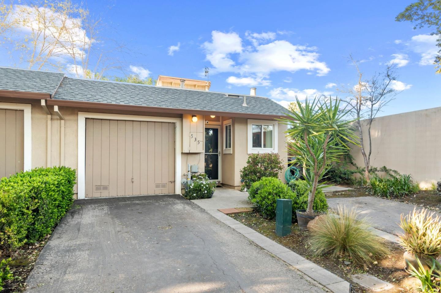 535 Cassatt WAY