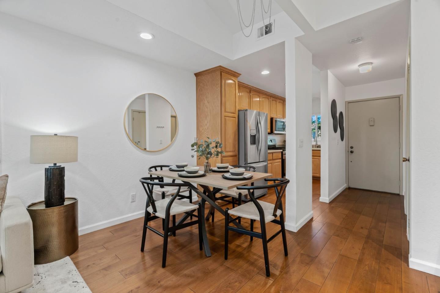 535 Cassatt WAY