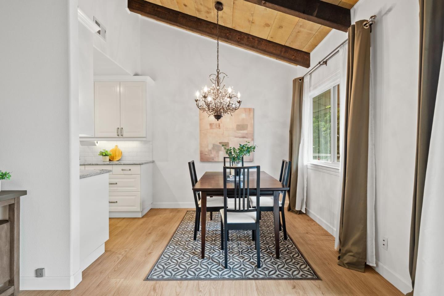 255 South Rengstorff Avenue 176
