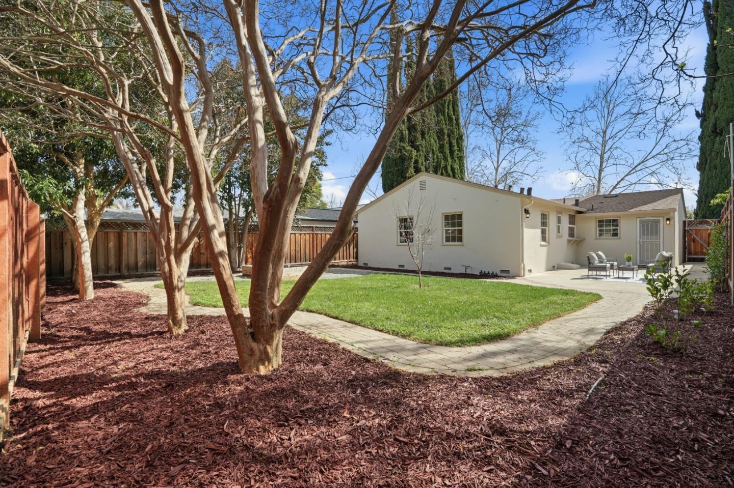1531 Marcia Avenue