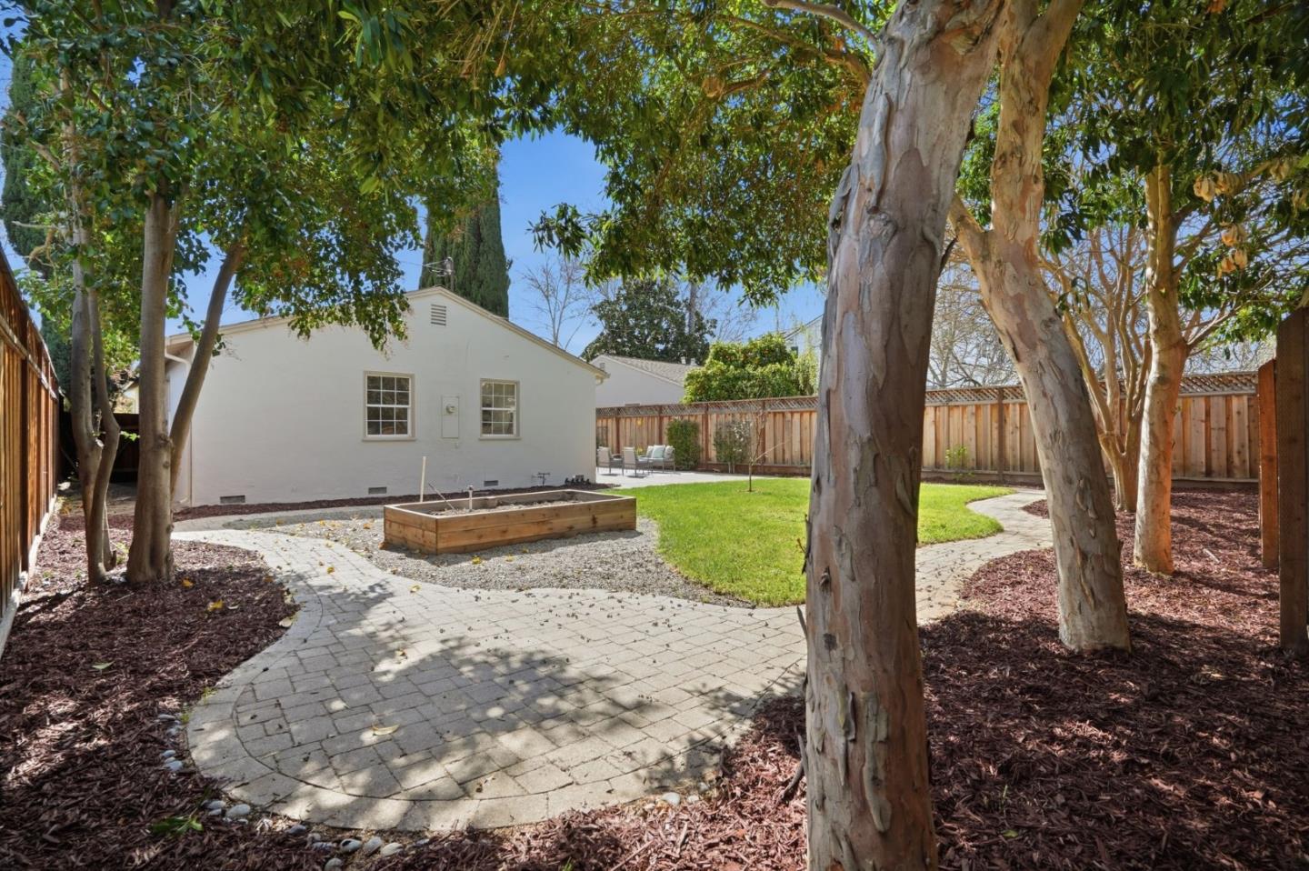 1531 Marcia Avenue