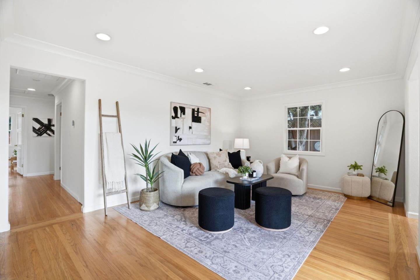1531 Marcia Avenue