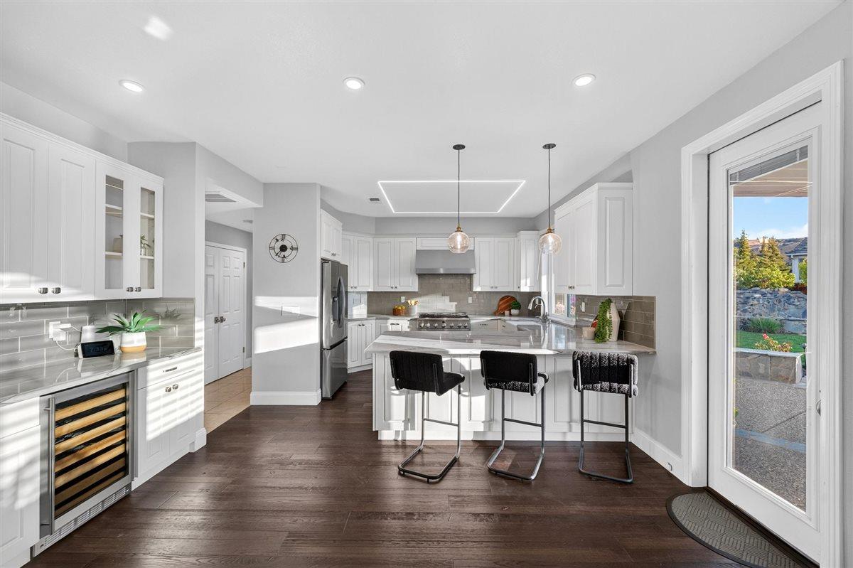 7016 Heartland Way