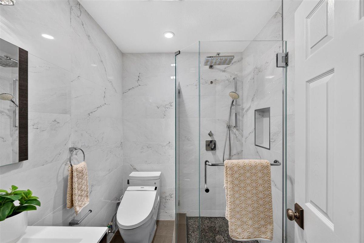 7016 Heartland Way