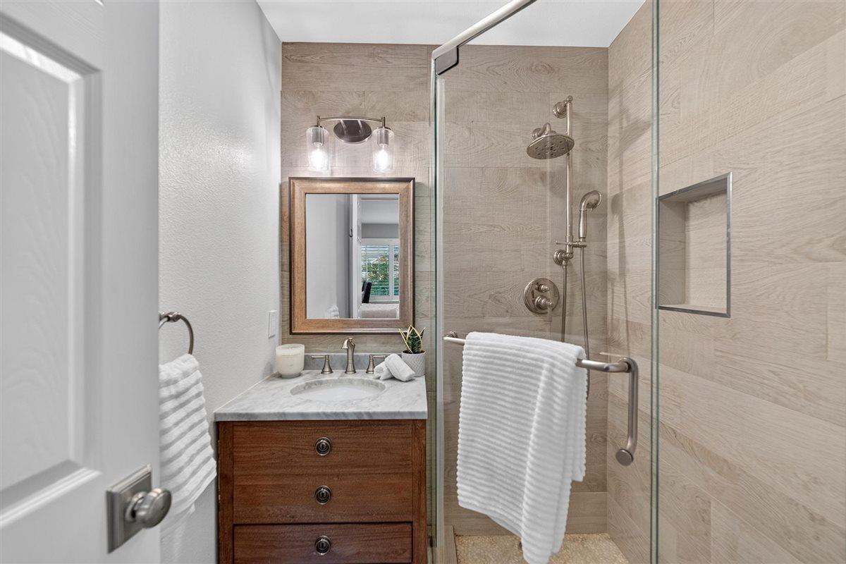 7016 Heartland Way