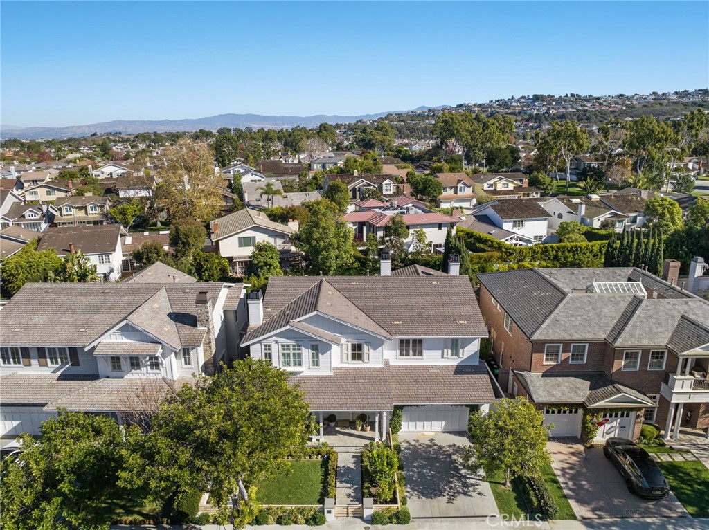 1718 Newport Hills Drive W