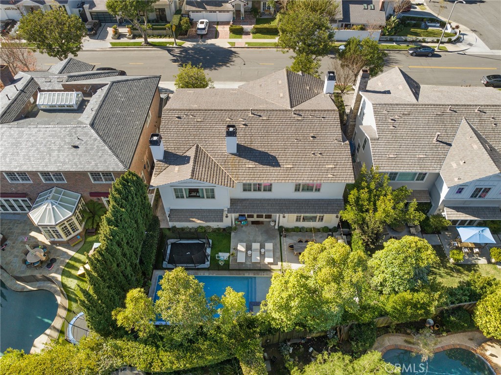 1718 Newport Hills Drive W