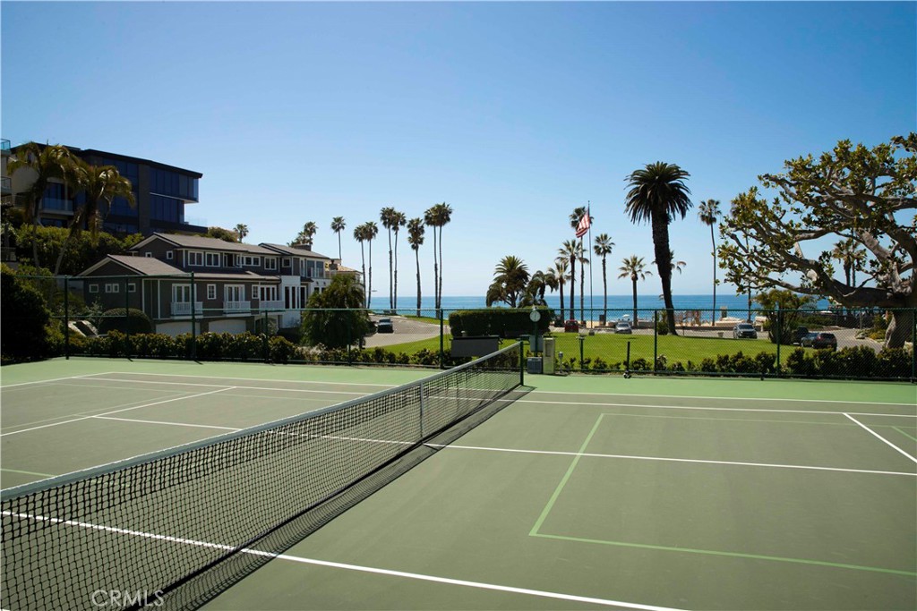 13 Emerald Bay