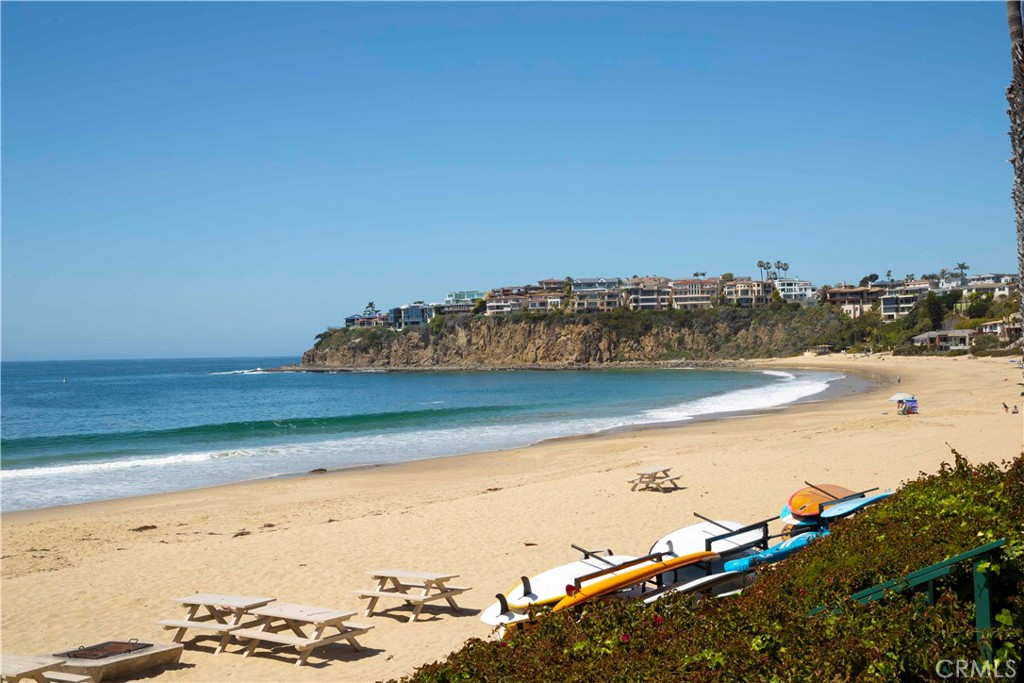 13 Emerald Bay