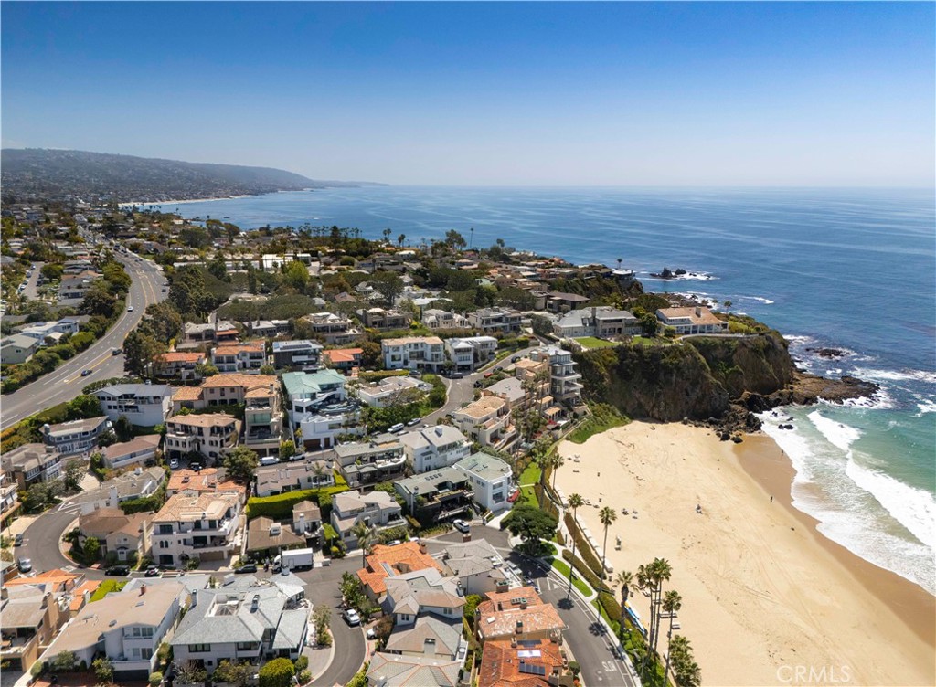 13 Emerald Bay