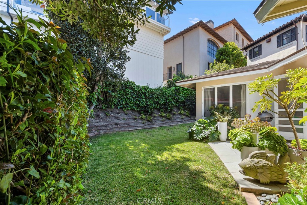 13 Emerald Bay
