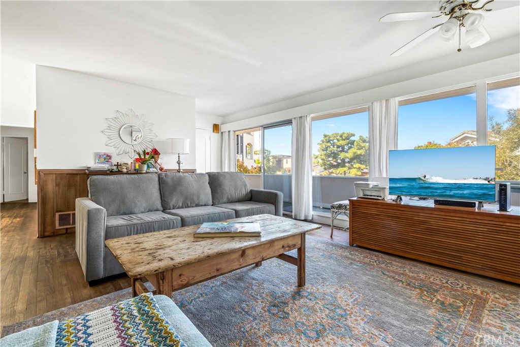 13 Emerald Bay