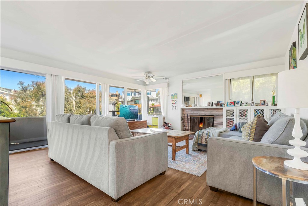 13 Emerald Bay