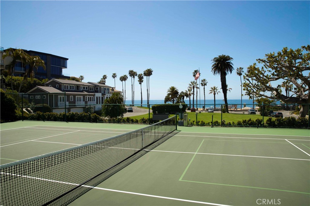 13 Emerald Bay