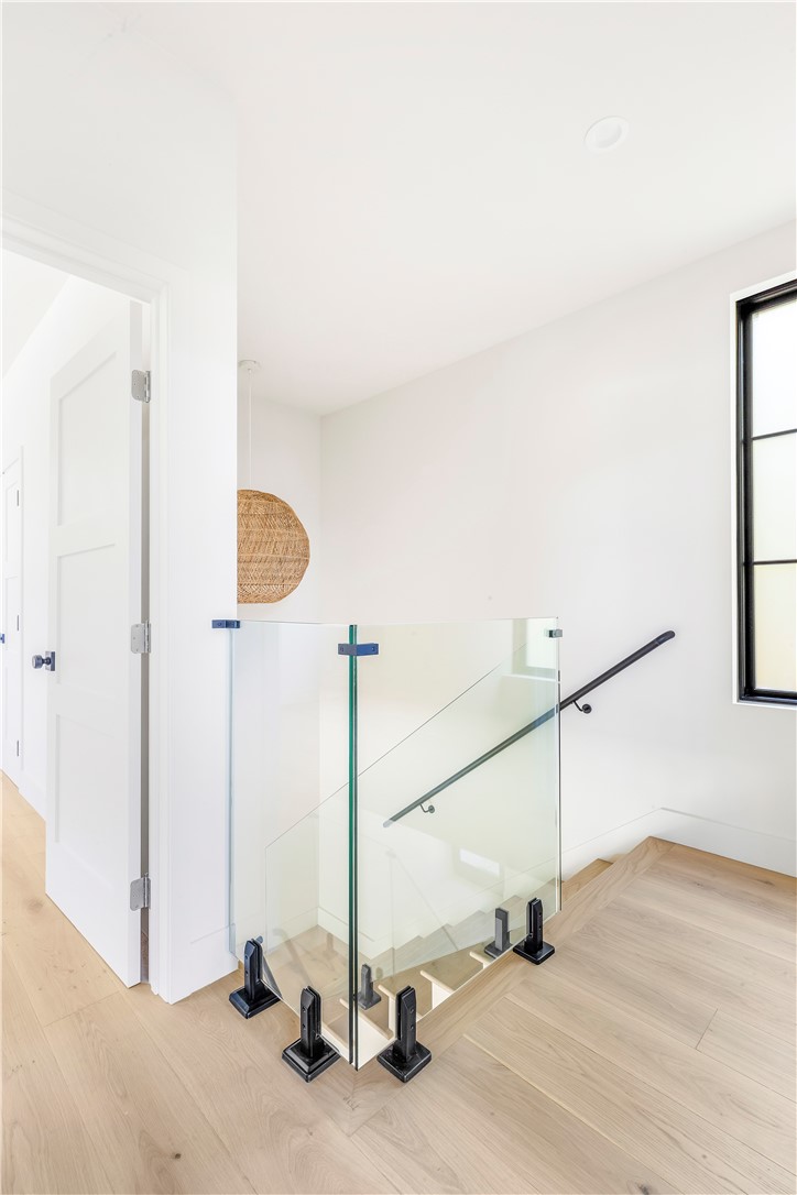 936 Orlando Avenue N