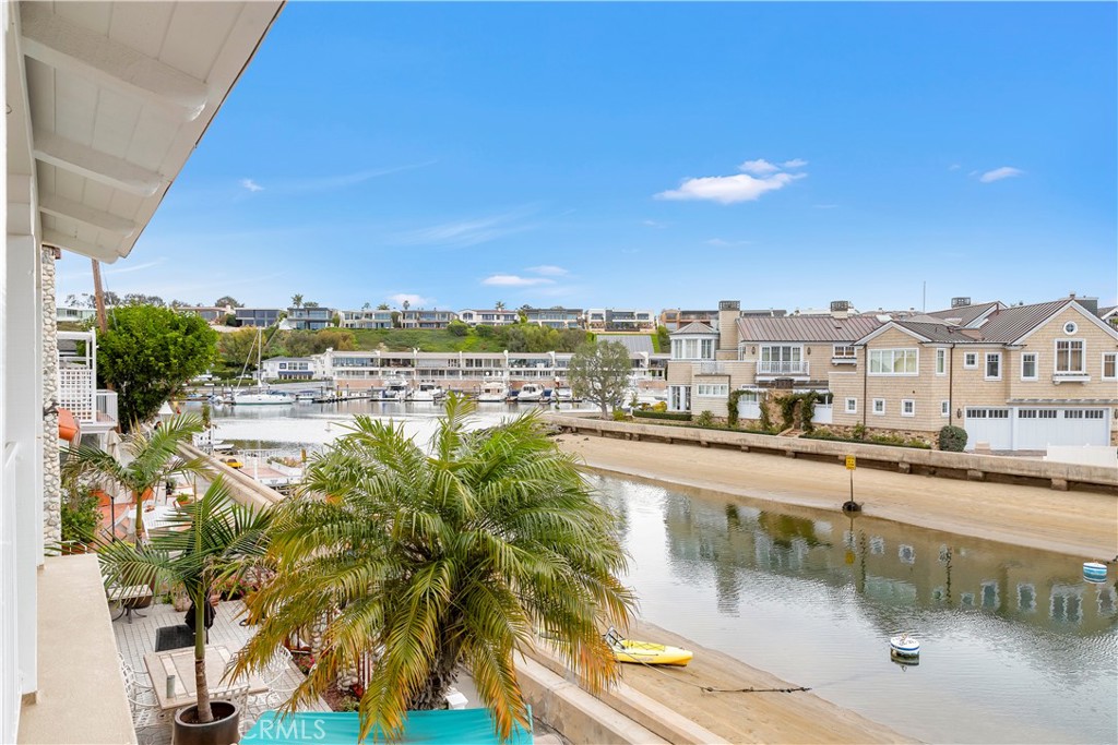 325 Grand Canal