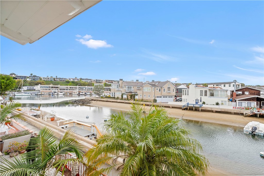 325 Grand Canal