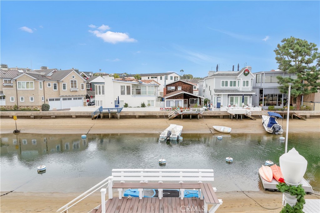 325 Grand Canal