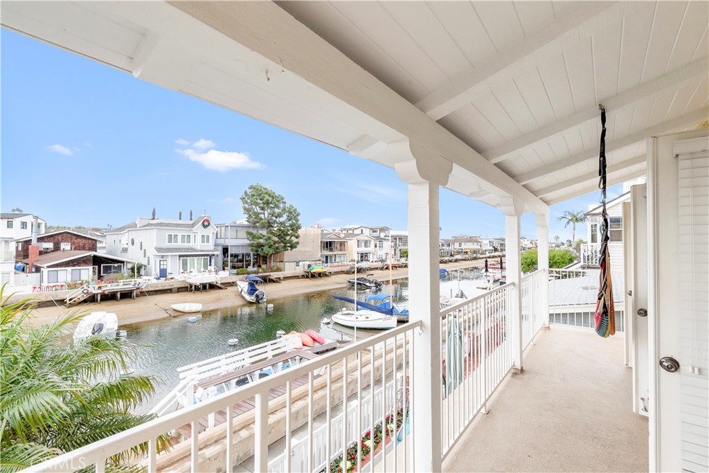325 Grand Canal