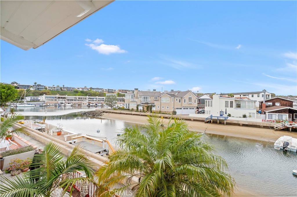 325 Grand Canal