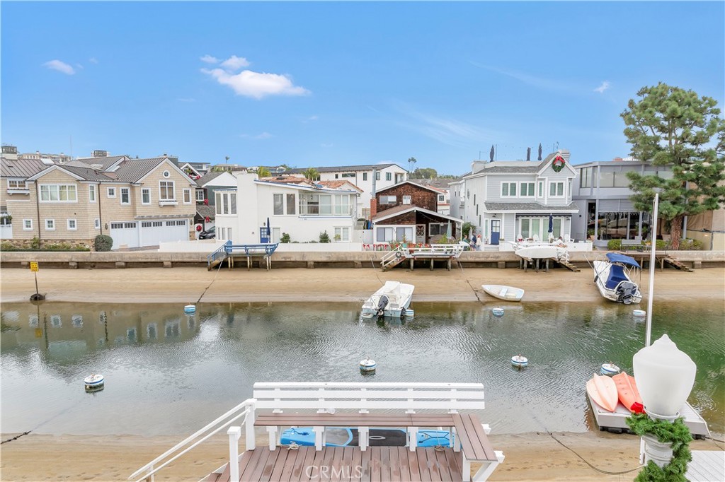 325 Grand Canal