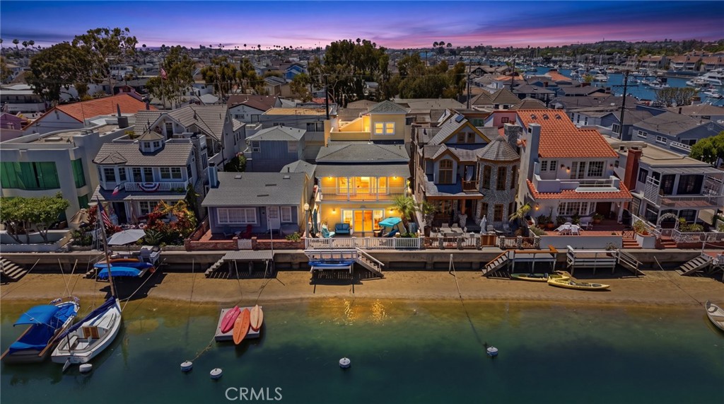 325 Grand Canal