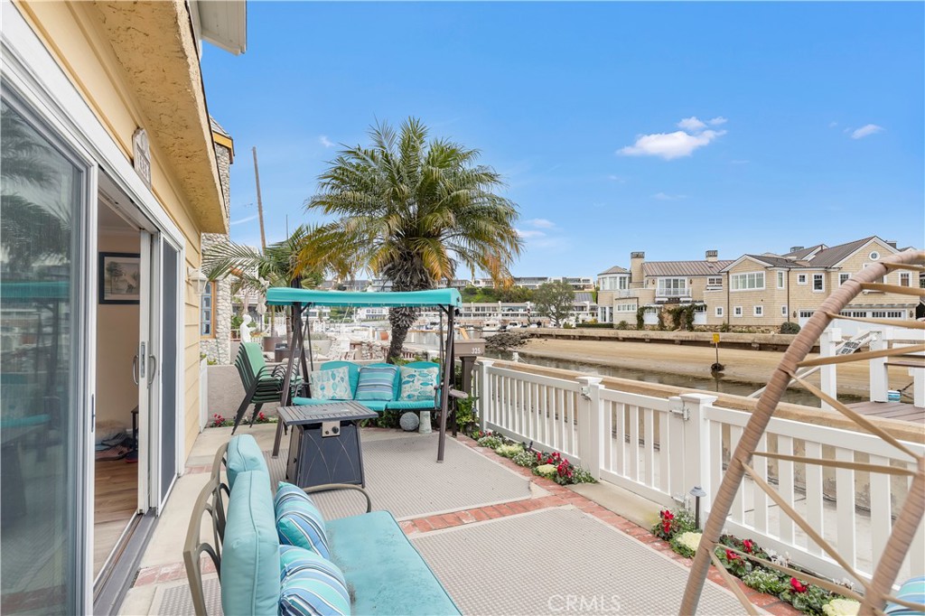 325 Grand Canal