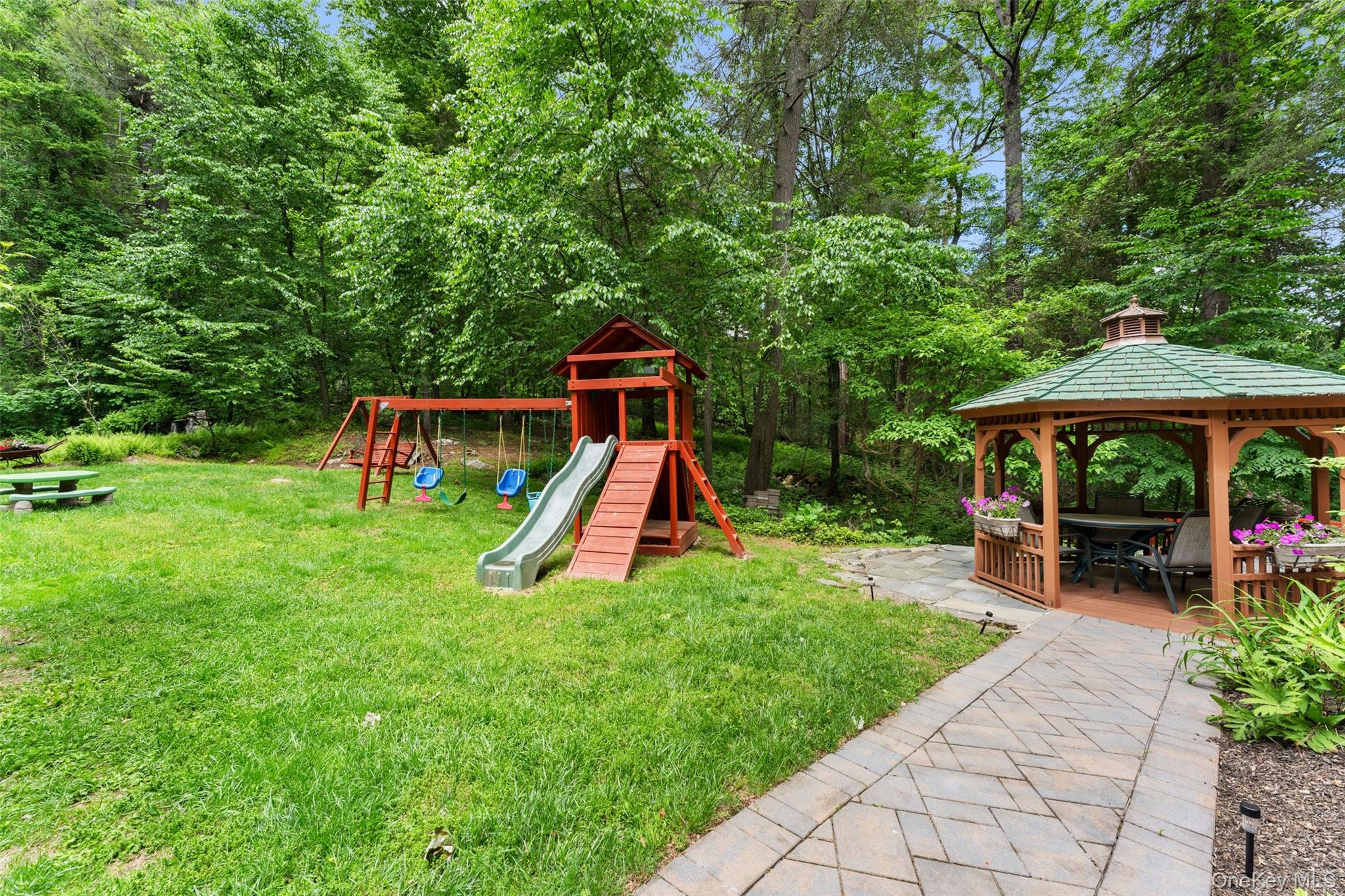 25 Cabin Ridge Road