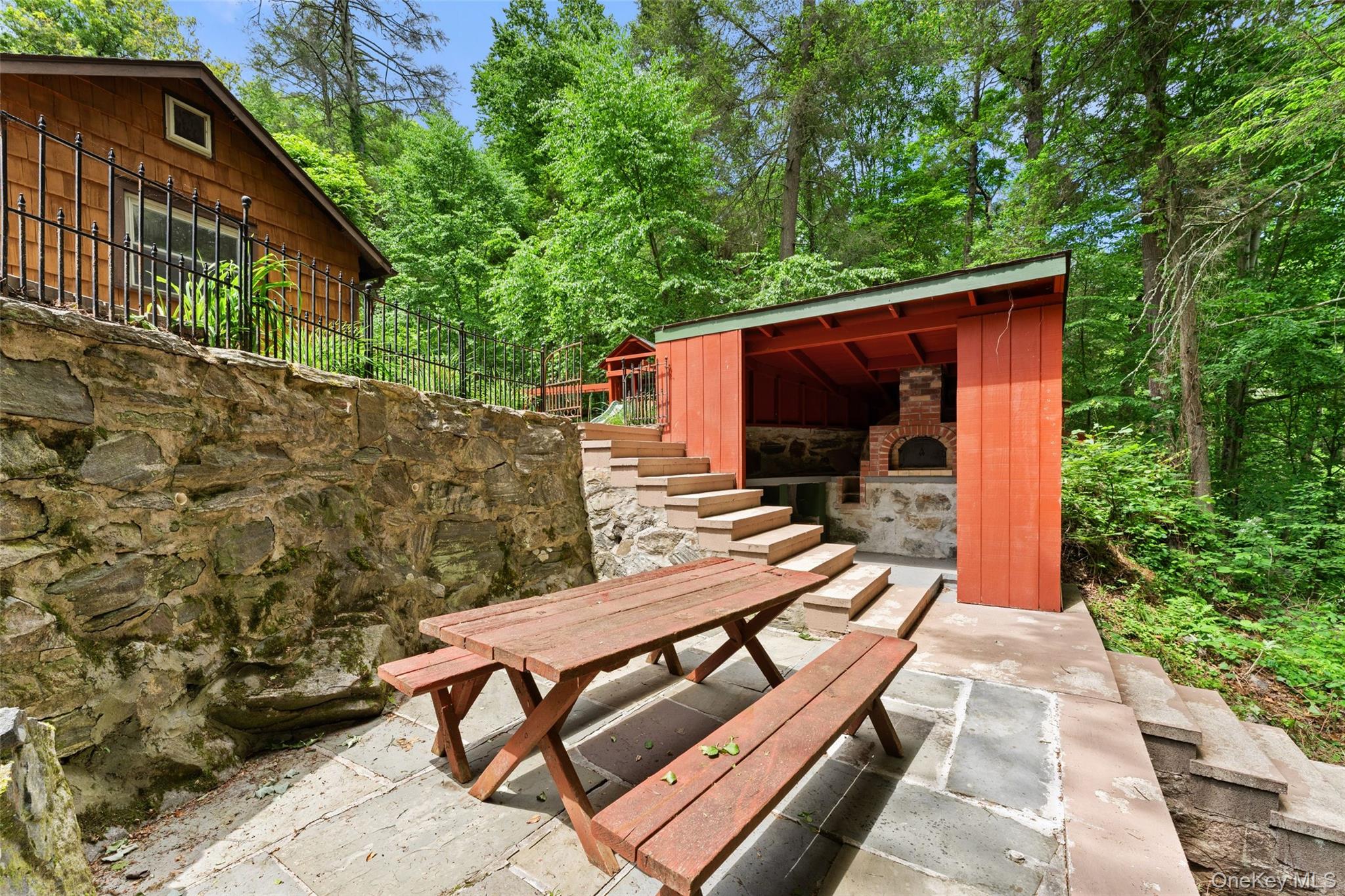 25 Cabin Ridge Road