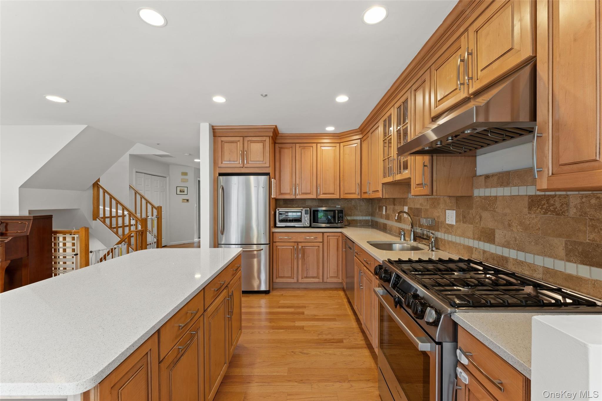 611 Pondside Drive