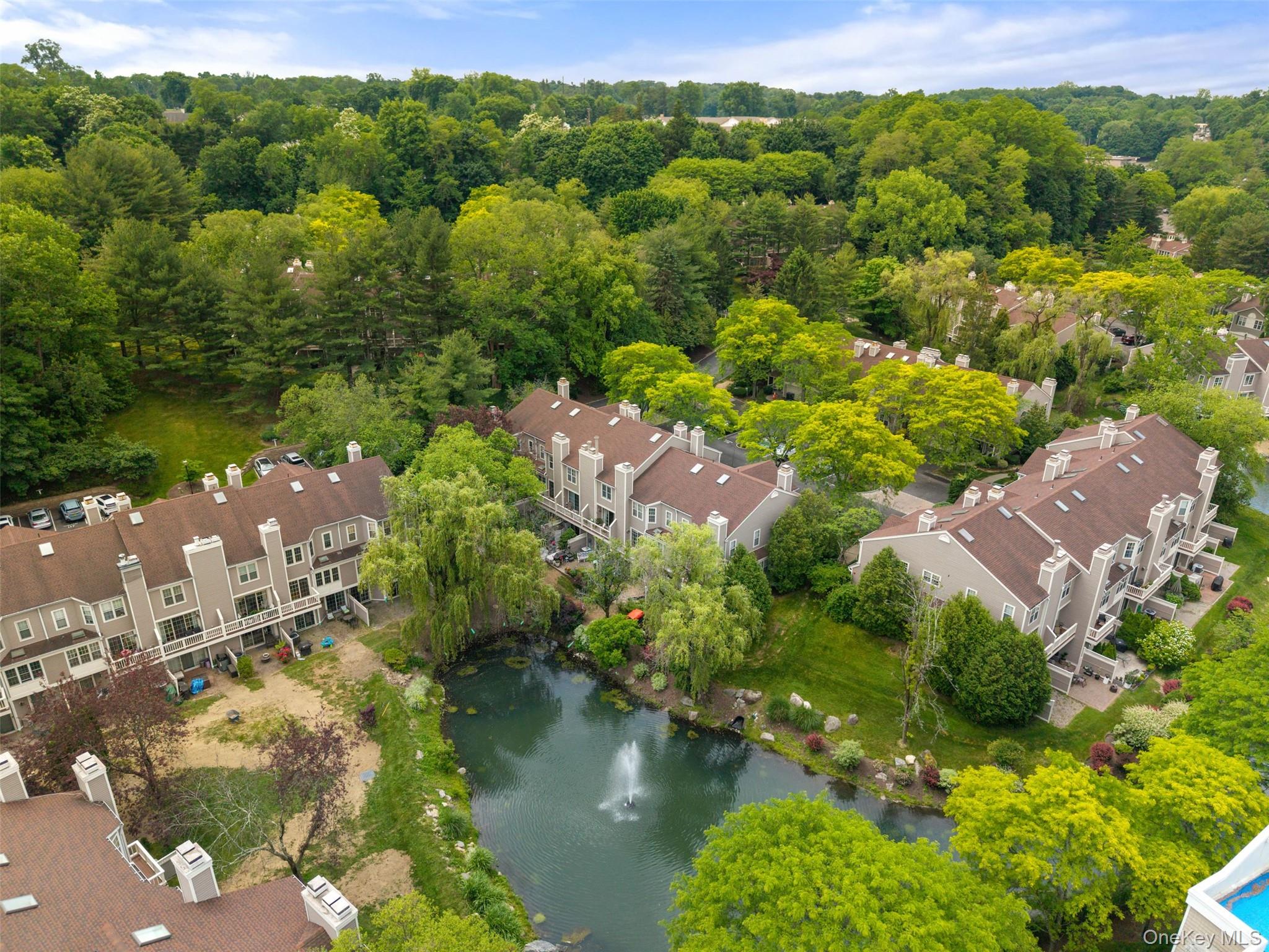 611 Pondside Drive