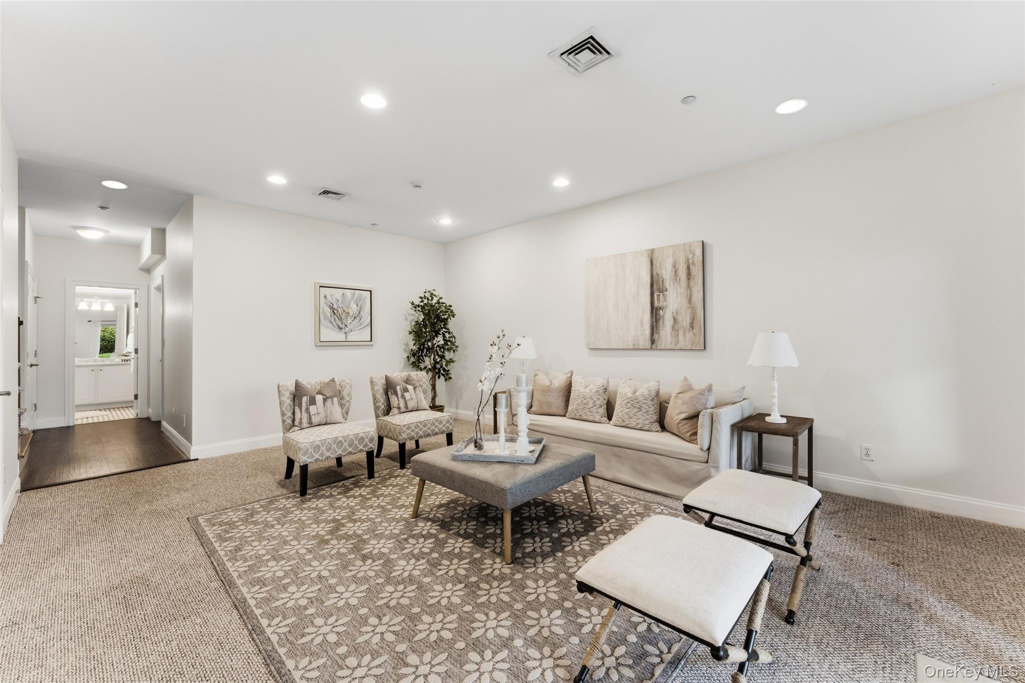 9 Daniel Street Unit: 6A