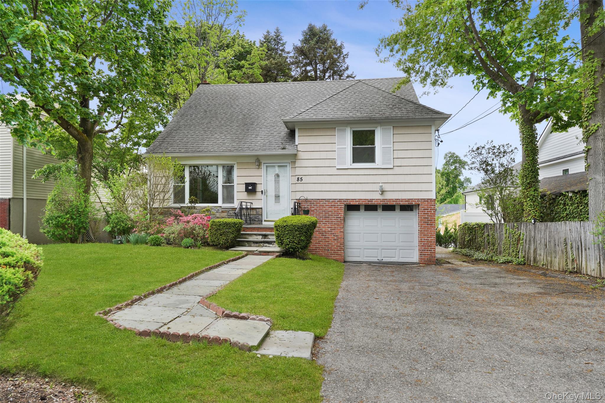85 Ewart Street