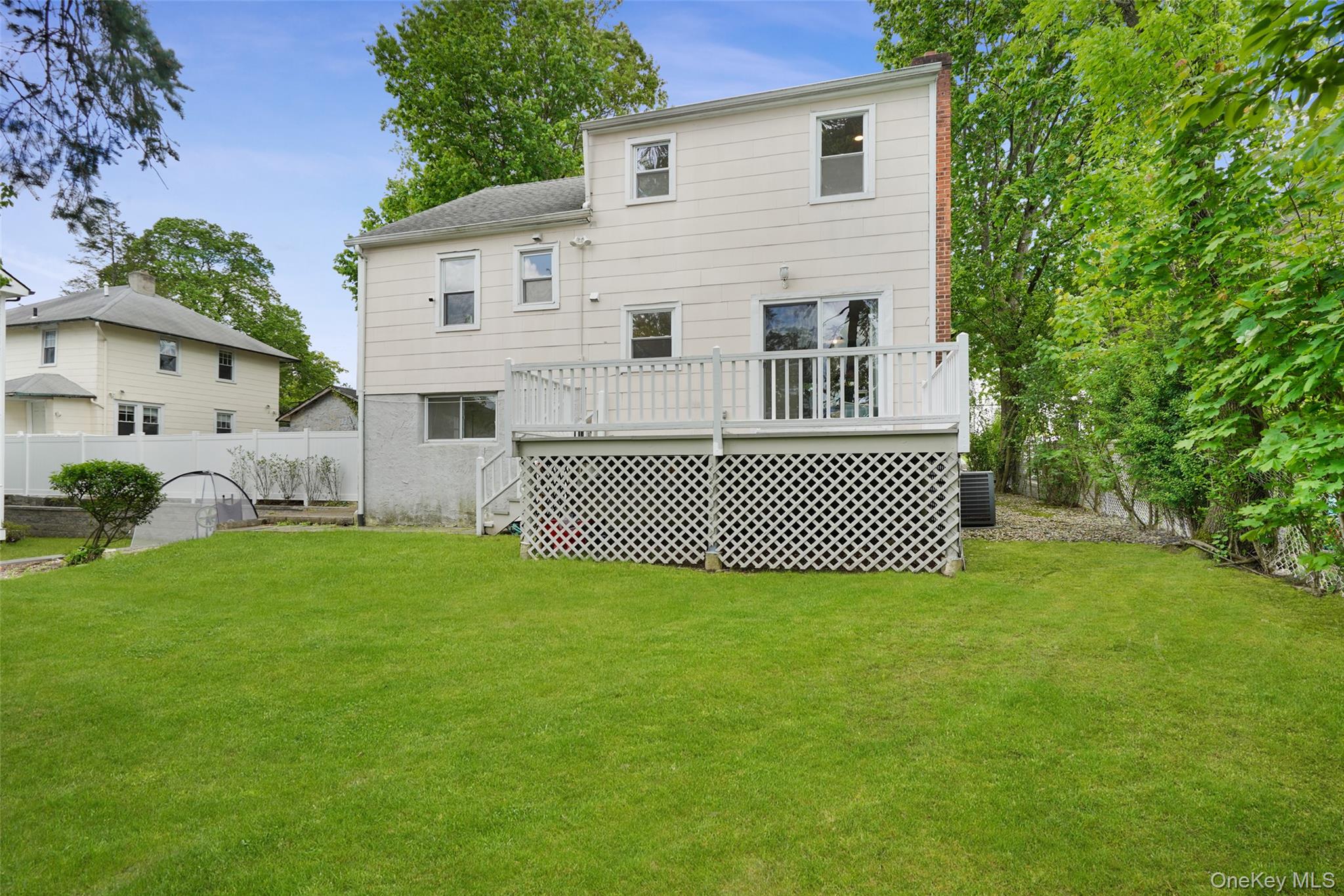 85 Ewart Street
