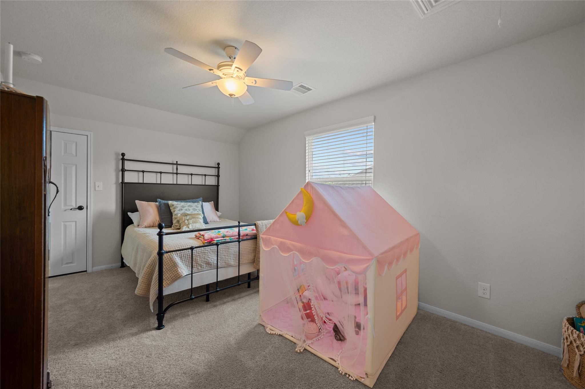 11915 Obsidian Lane