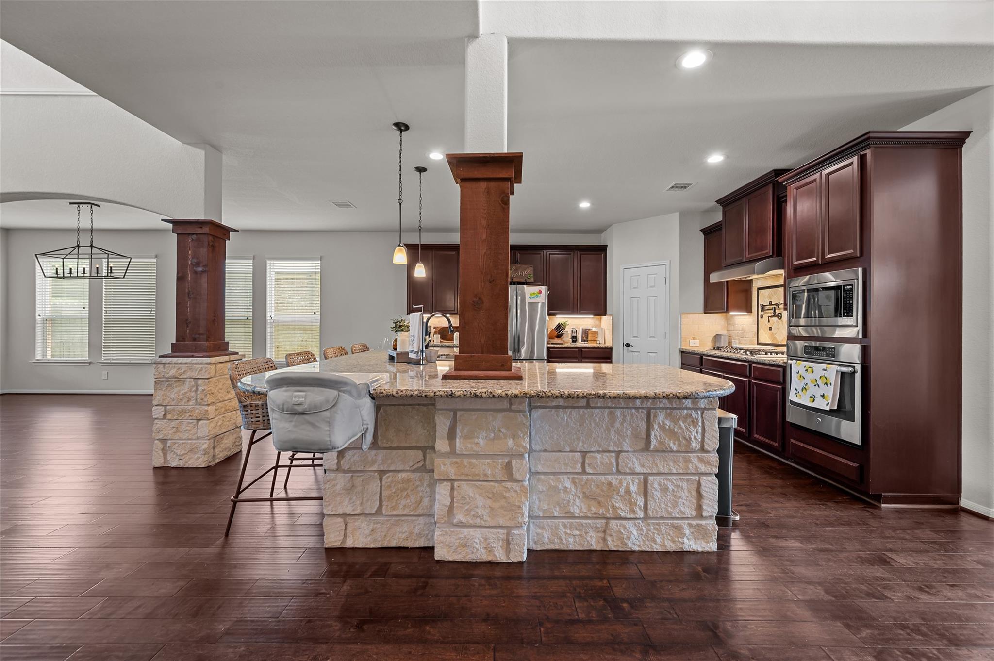 11915 Obsidian Lane