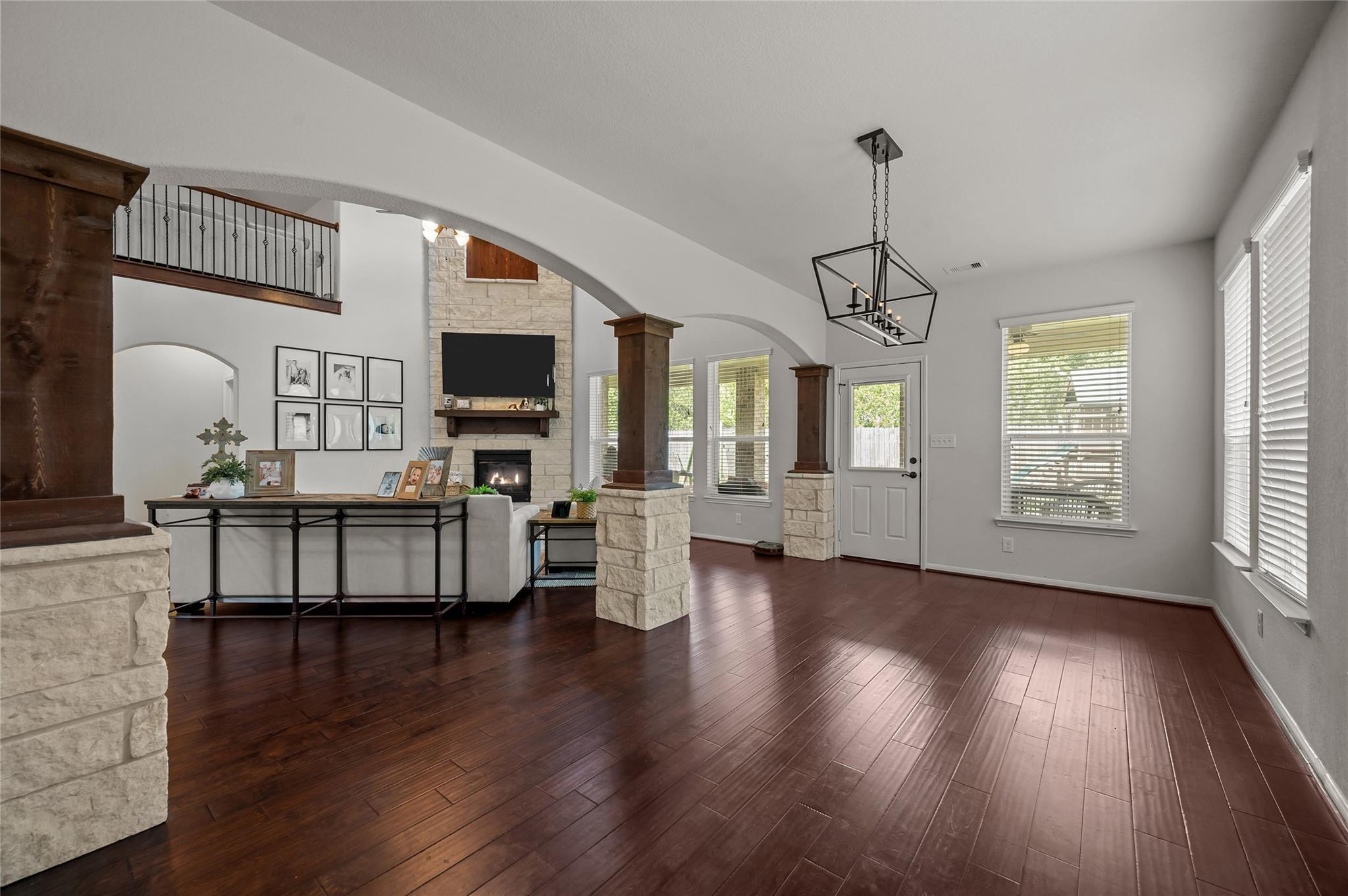 11915 Obsidian Lane