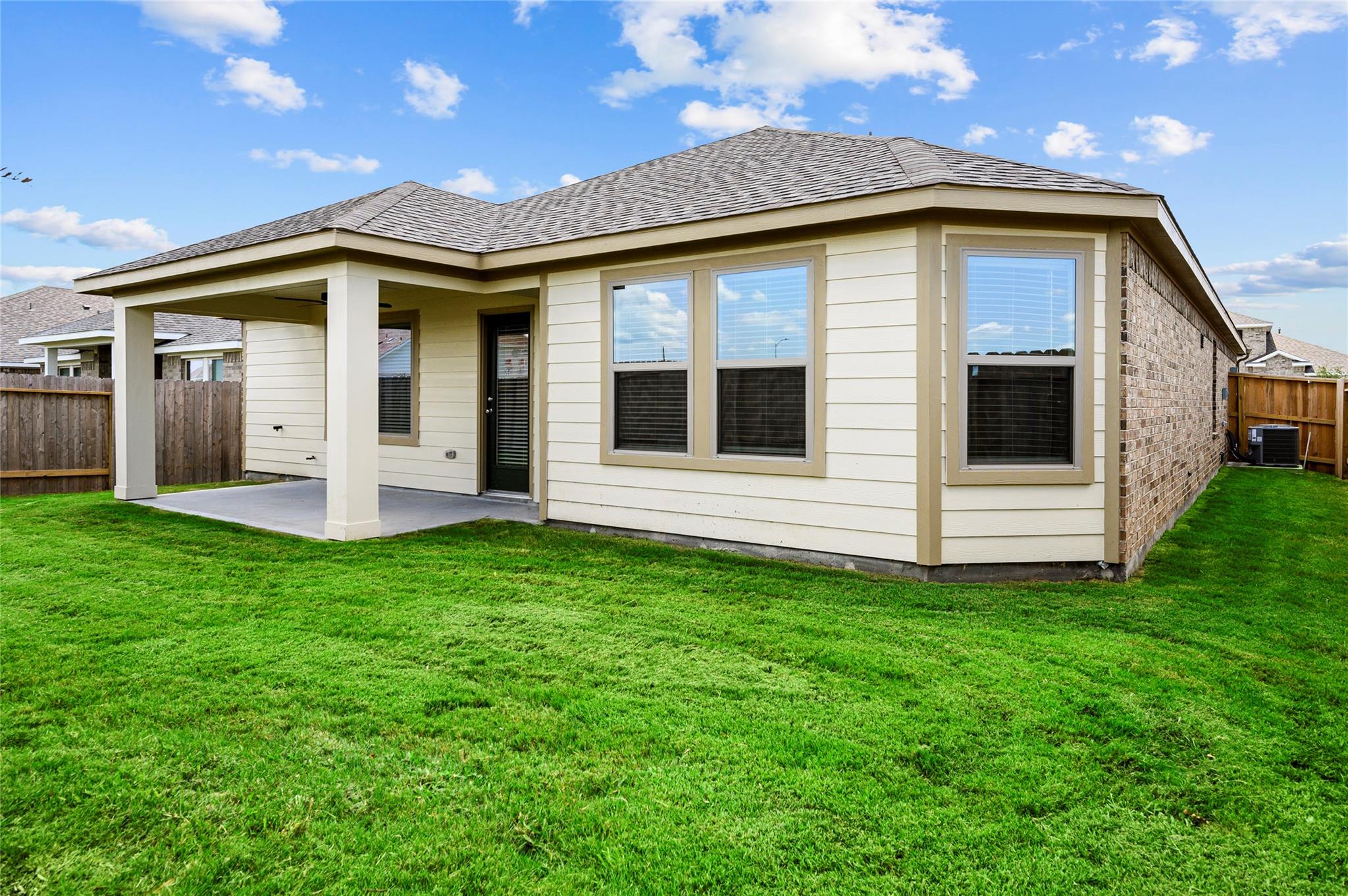 2123 Levant Lane