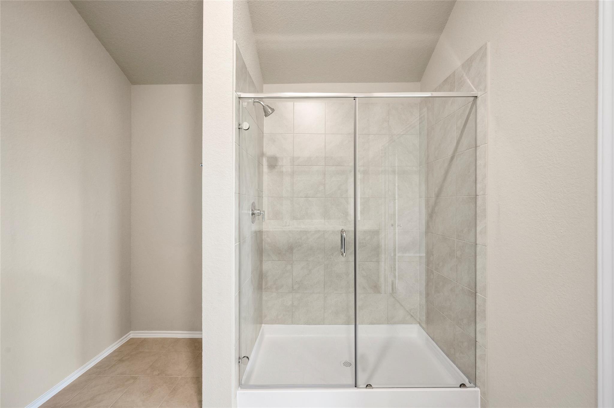 2123 Levant Lane