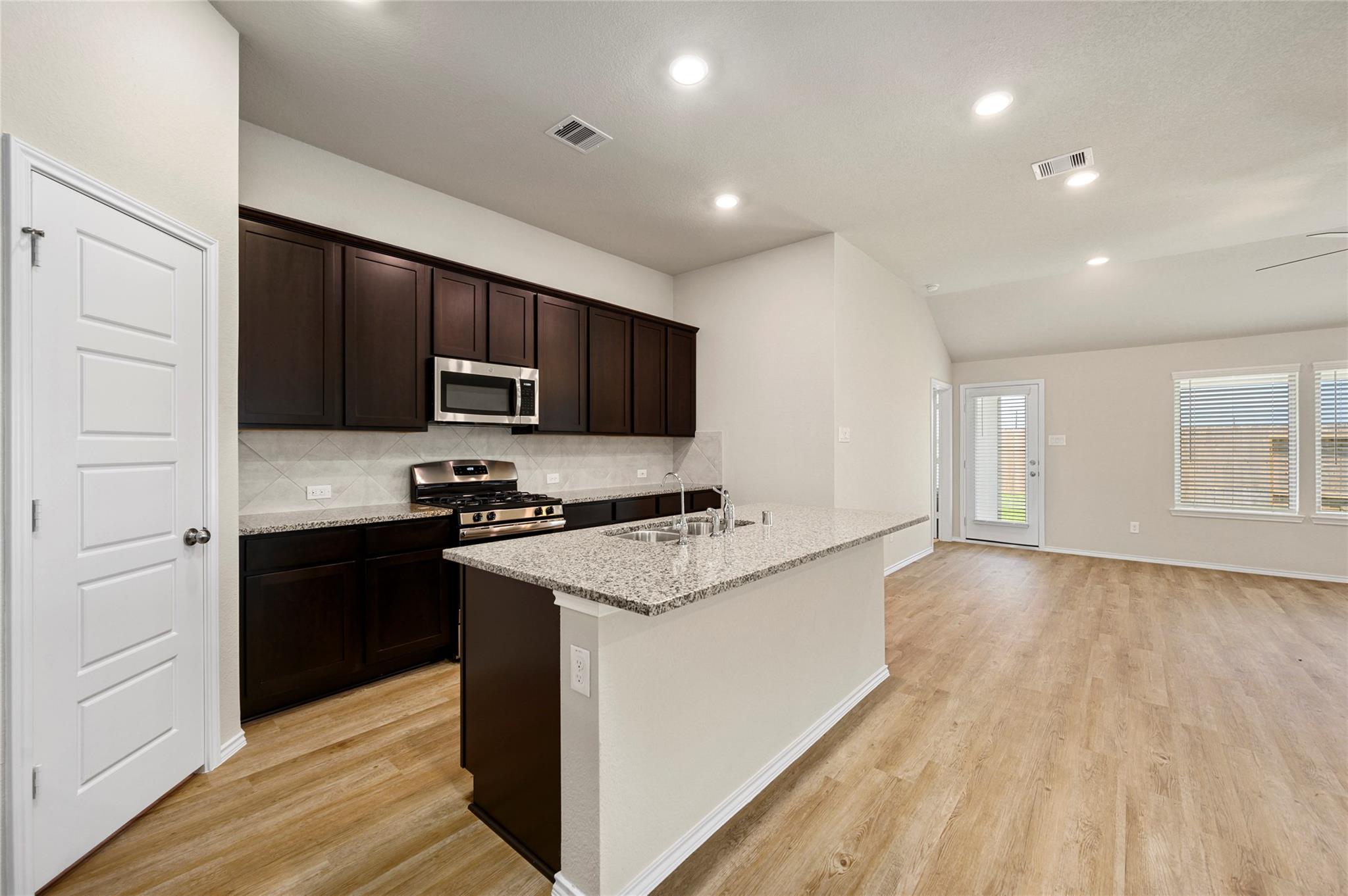 2123 Levant Lane