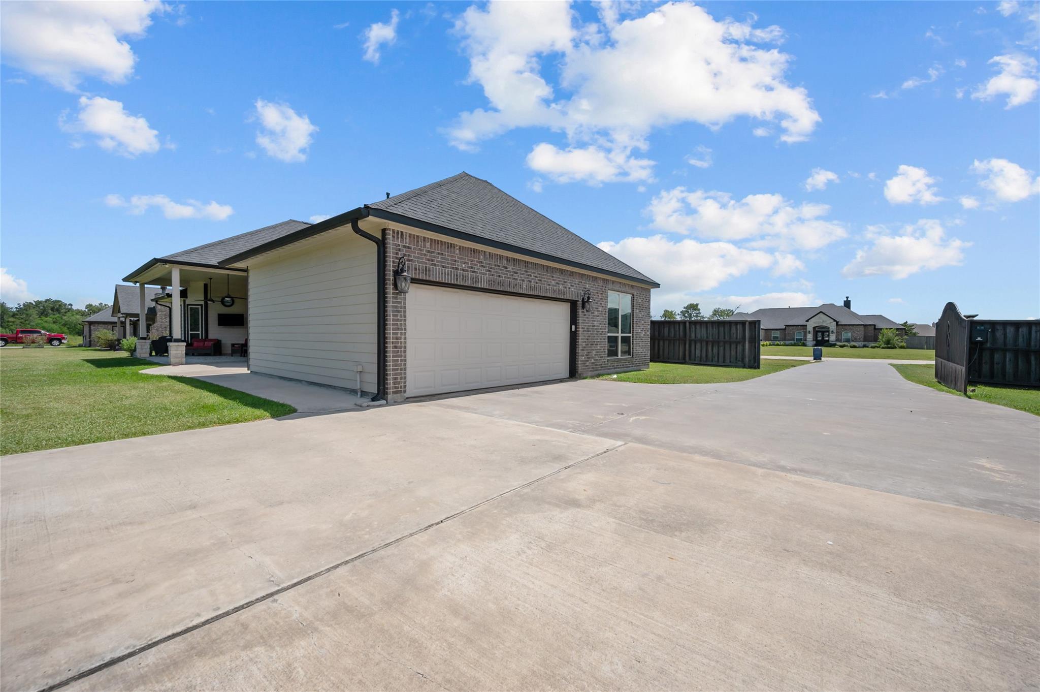 6726 Mulberry Bayou Drive